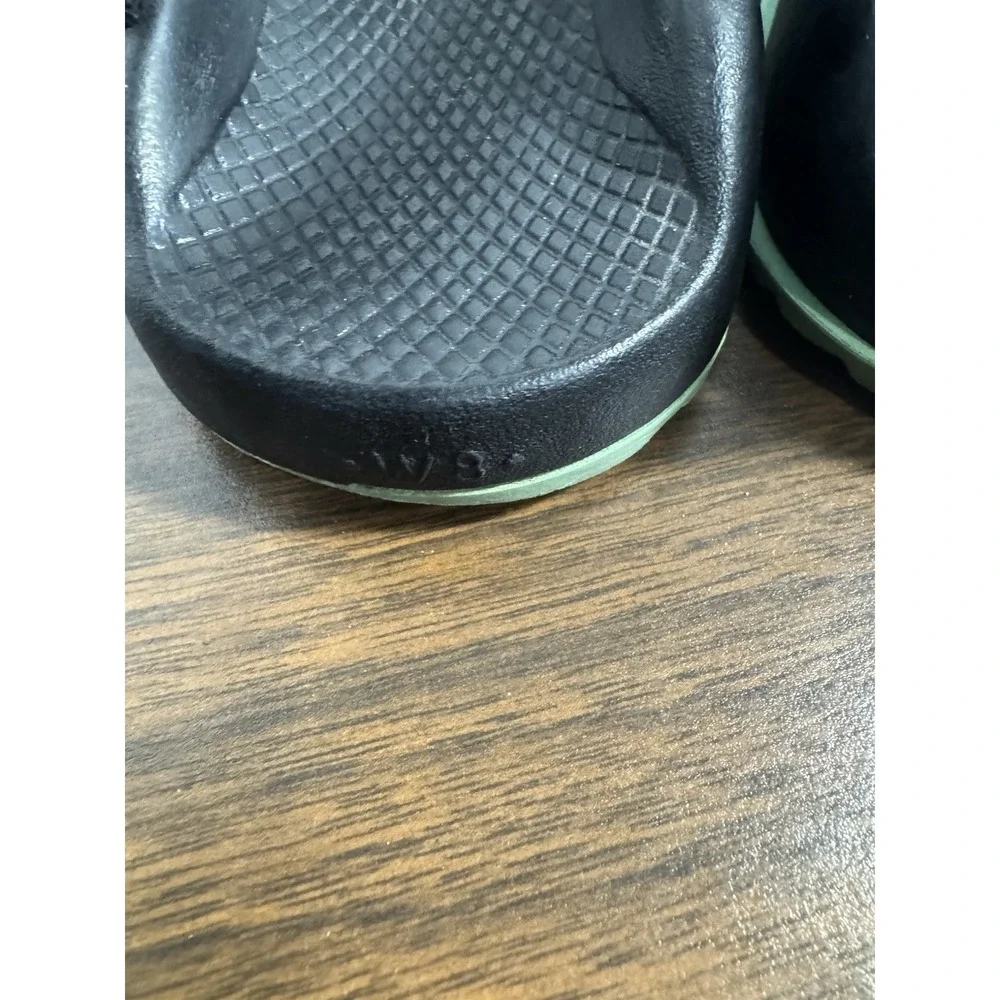 Chaco ZX3 Classic Sport Sandals Womens 8 Green Black Strappy Outdoor